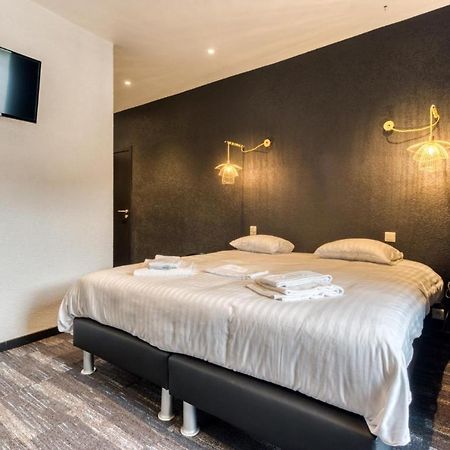 Hotel Mosa Hermalle-sous-Argenteau Bagian luar foto